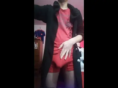 Snapshot of ALBEIROFOOTBALL1992 chatting on November 18, 2:43 pm ALBEIROFOOTBALL1992 online show from November 18, 2:43 pm