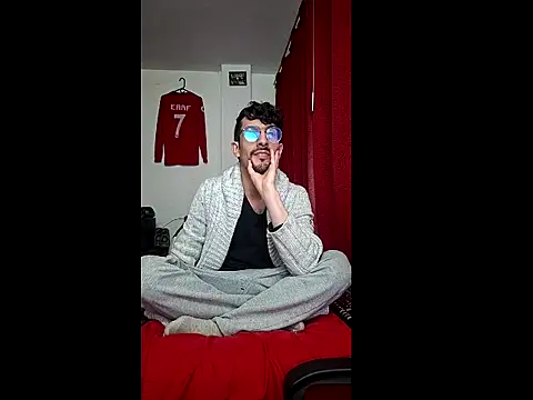 Snapshot of ALBEIROFOOTBALL1992 chatting on February 1, 5:06 am ALBEIROFOOTBALL1992 online show from February 1, 5:06 am