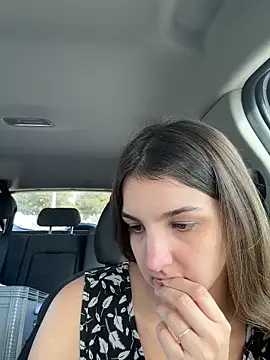 DoriDeluxe66 online show from November 2, 12:29 pm