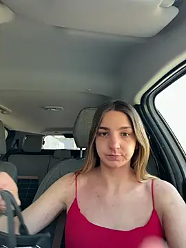 DoriDeluxe66 online show from April 24, 2:52 pm
