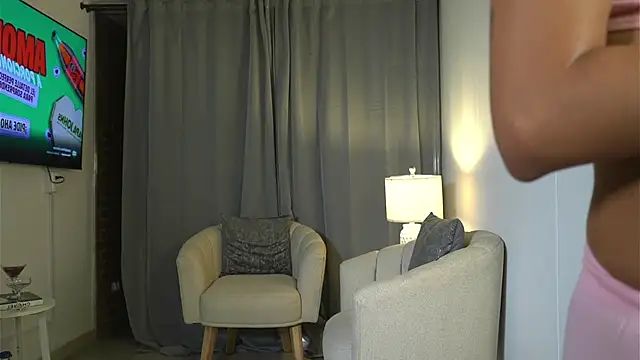 Snapshot of kendall_ruiz chatting on September 13, 12:10 am kendall ruiz online show from September 13, 12:10 am