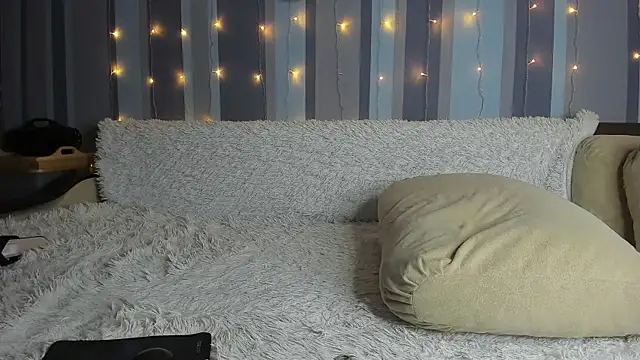 KatMartinez online show from January 19, 12:09 pm