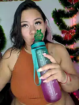 ValerieDiiamond online show from December 17, 4:56 am