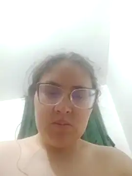 Snapshot of johannasexy97 chatting on February 15, 7:51 am johannasexy97 online show from February 15, 7:51 am