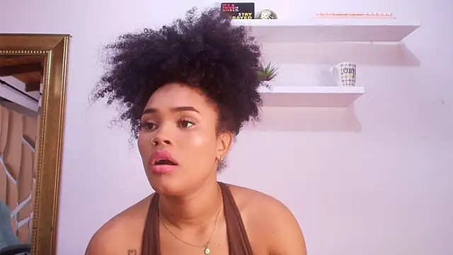 Snapshot of naia_blessed chatting on September 17, 7:15 pm naia blessed online show from September 17, 7:15 pm