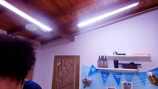 Snapshot of naia_blessed chatting on October 4, 7:12 pm naia blessed online show from October 4, 7:12 pm