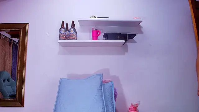 Snapshot of naia_blessed chatting on October 11, 7:12 pm naia blessed online show from October 11, 7:12 pm