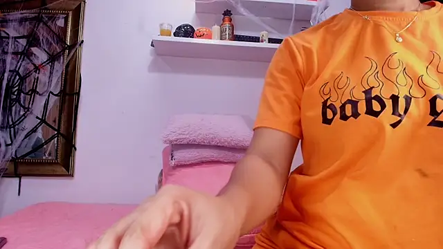 Snapshot of naia_blessed chatting on October 28, 7:16 pm naia blessed online show from October 28, 7:16 pm