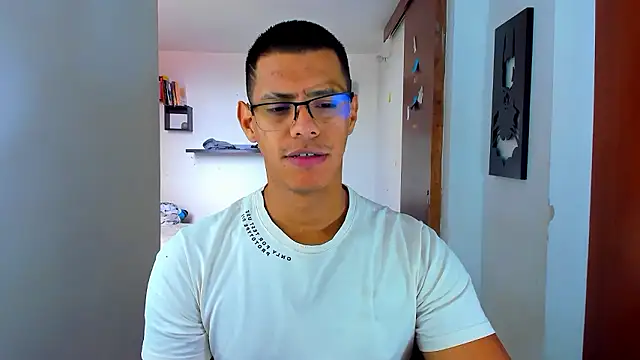 Snapshot of _John_Boy_ chatting on December 1, 5:46 pm John Boy online show from December 1, 5:46 pm