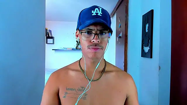 Snapshot of _John_Boy_ chatting on February 28, 5:59 pm John Boy online show from February 28, 5:59 pm