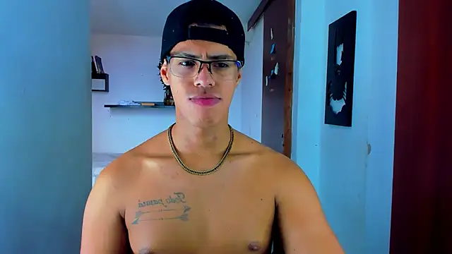 Snapshot of _John_Boy_ chatting on March 2, 7:56 pm John Boy online show from March 2, 7:56 pm