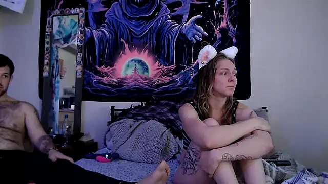 Snapshot of coryandthepeach chatting on January 17, 5:08 pm coryandthepeach online show from January 17, 5:08 pm