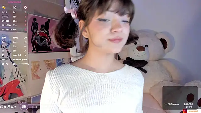 Snapshot of mia_angel_ chatting on February 9, 12:49 am mia angel online show from February 9, 12:49 am