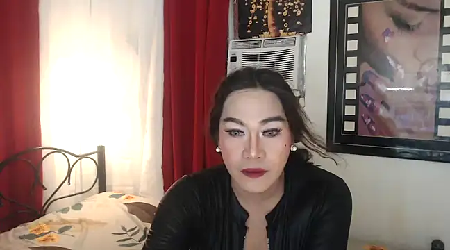 UrhotGoddess online show from January 6, 7:42 am