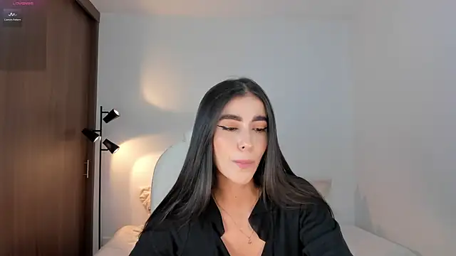 RebeccaBaxter online show from March 31, 9:59 pm