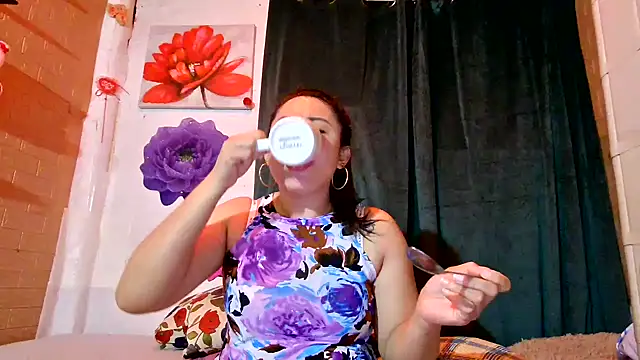 M e c e l online show from March 18, 9:18 pm