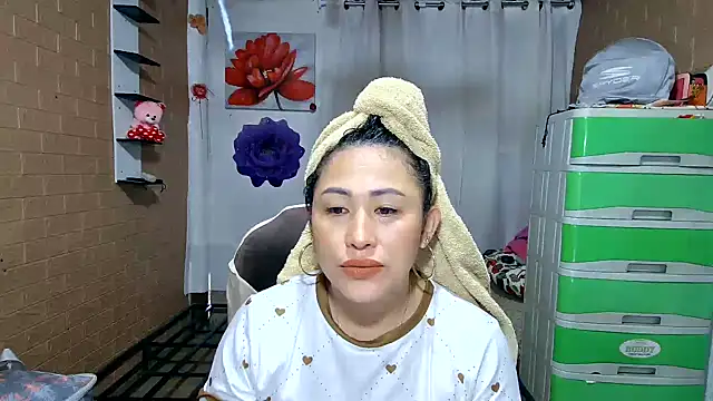 M e c e l online show from May 1, 10:14 pm