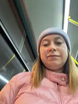 BrookeEvans online show from October 5, 7:01 pm