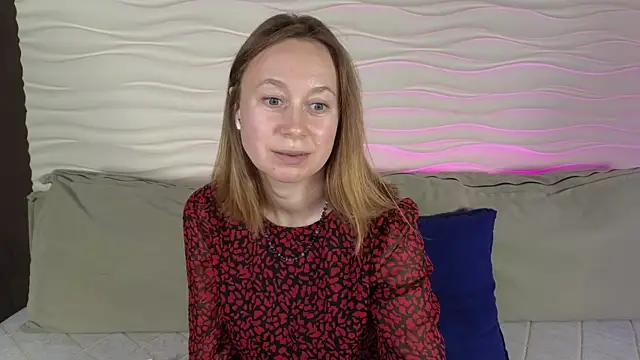 BrookeEvans online show from October 11, 12:47 pm