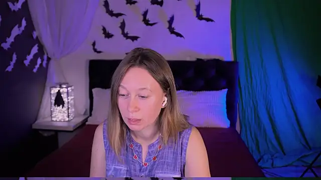 BrookeEvans online show from November 2, 12:40 pm