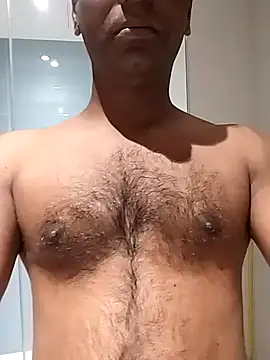 Snapshot of mallublackboy chatting on January 8, 3:31 am mallublackboy online show from January 8, 3:31 am