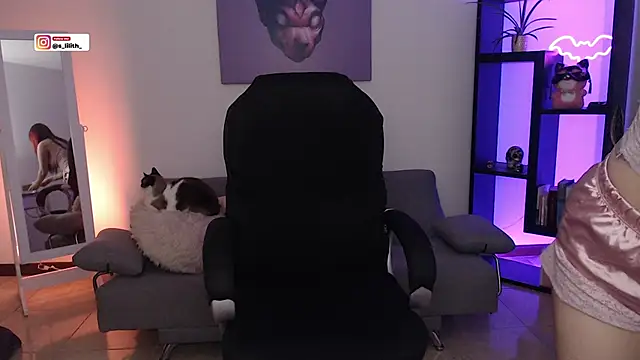 S Lilith  online show from October 13, 1:05 am