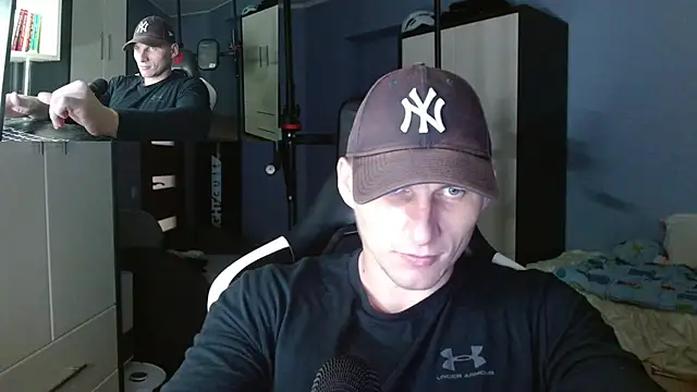 PoliglotJoe online show from October 13, 2:44 am