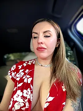 Kalli Fornia online show from September 21, 8:05 am