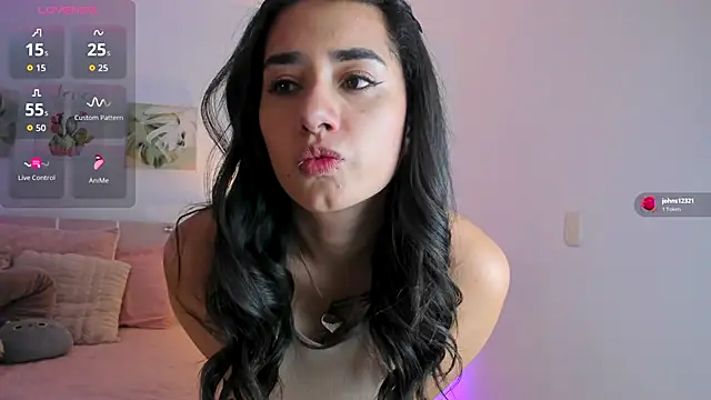 annadu011 online show from November 22, 2:27 pm