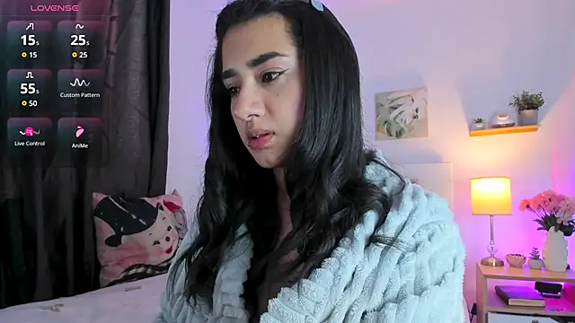 annadu011 online show from November 27, 1:46 pm