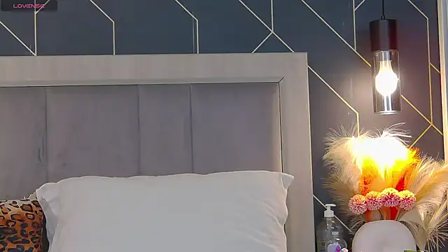 EmyLaveau online show from January 30, 6:46 am