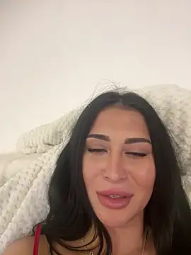 EmyLaveau online show from February 7, 9:47 am