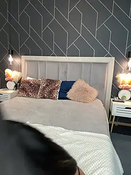 EmyLaveau online show from February 18, 2:38 pm