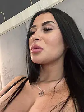 EmyLaveau online show from February 26, 12:25 pm