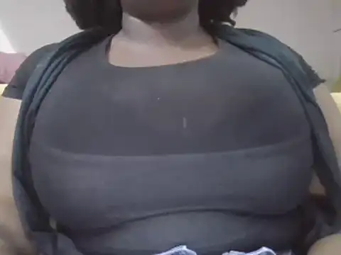 Snapshot of MissCC99 chatting on February 9, 5:40 am MissCC99 online show from February 9, 5:40 am