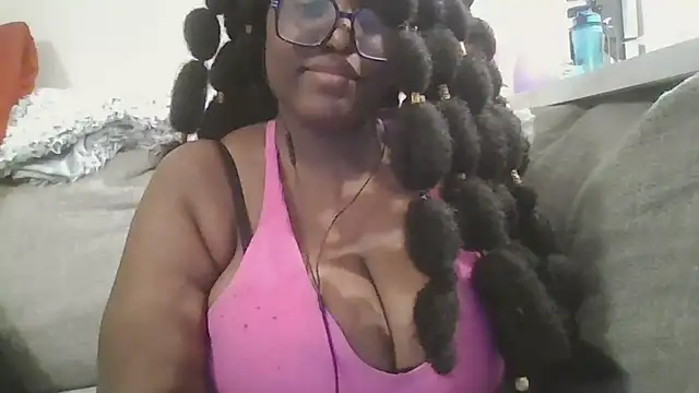 Snapshot of MissCC99 chatting on November 4, 3:05 am MissCC99 online show from November 4, 3:05 am