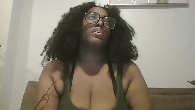 Snapshot of MissCC99 chatting on April 14, 6:58 pm MissCC99 online show from April 14, 6:58 pm