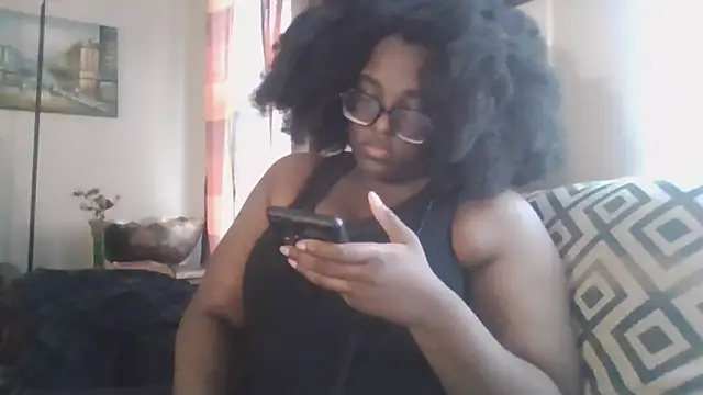 Snapshot of MissCC99 chatting on June 15, 11:29 pm MissCC99 online show from June 15, 11:29 pm