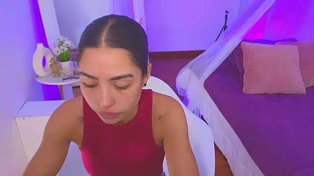 Snapshot of samantha_bss chatting on December 12, 2:00 pm samantha bss online show from December 12, 2:00 pm