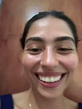 Snapshot of samantha_bss chatting on December 24, 8:27 pm samantha bss online show from December 24, 8:27 pm