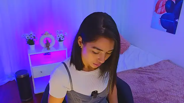 Snapshot of samantha_bss chatting on March 14, 3:58 pm samantha bss online show from March 14, 3:58 pm