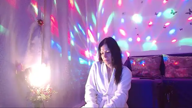 ElysaSun online show from February 19, 6:15 pm