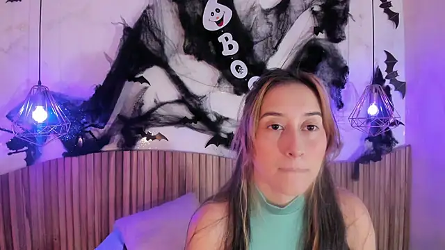 Snapshot of Abby_Sweet1_ chatting on October 6, 11:40 am Abby Sweet1 online show from October 6, 11:40 am