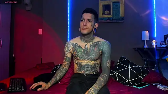 Snapshot of josh__ackerman chatting on March 20, 7:30 pm josh ackerman online show from March 20, 7:30 pm