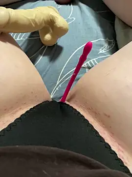 Snapshot of katcclovea chatting on September 23, 5:49 pm katcclovea online show from September 23, 5:49 pm