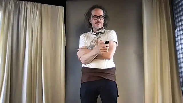 Snapshot of GioApri chatting on January 15, 6:22 pm GioApri online show from January 15, 6:22 pm