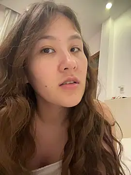 Riz girl online show from May 26, 5:20 pm