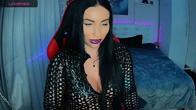 Snapshot of cokeyspeed69 chatting on December 18, 3:33 pm cokeyspeed69 online show from December 18, 3:33 pm