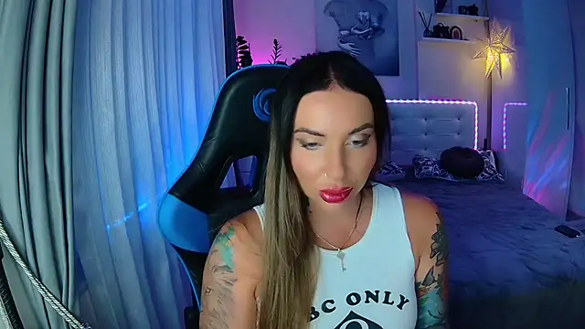 Snapshot of cokeyspeed69 chatting on October 6, 10:56 am cokeyspeed69 online show from October 6, 10:56 am