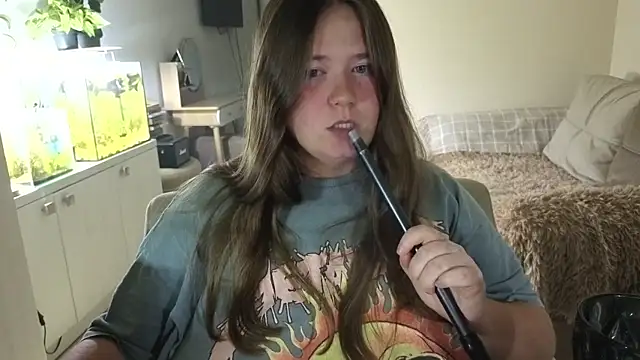 Snapshot of remirann_ chatting on September 20, 5:25 pm remirann  online show from September 20, 5:25 pm